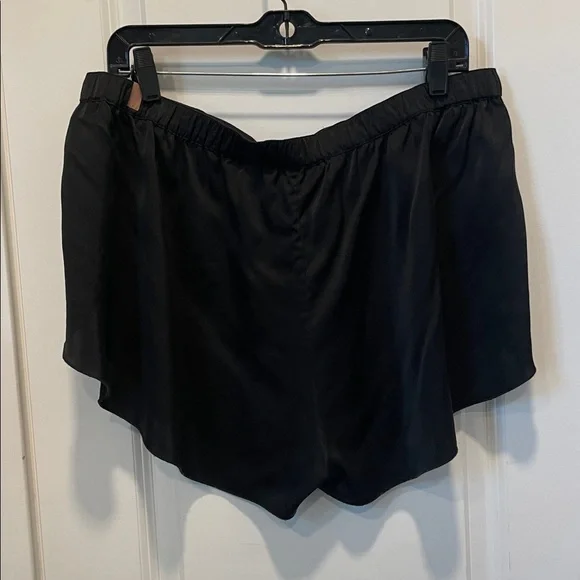 Lunya Black Sleepwear Set - Picture 8 of 9